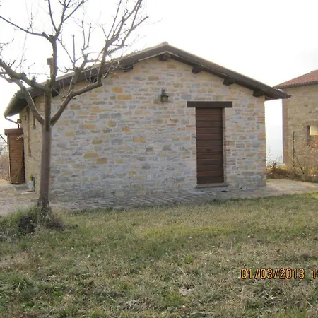 Holiday Home Frazione Morano Osteria